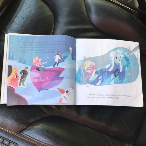 Disney frozen: 2 books - Picture 3 of 9